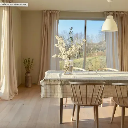 Vakantiehuis Boutique With Sea View In Vang Hasle