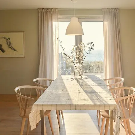 Boutique With Sea View In Vang * Hasle