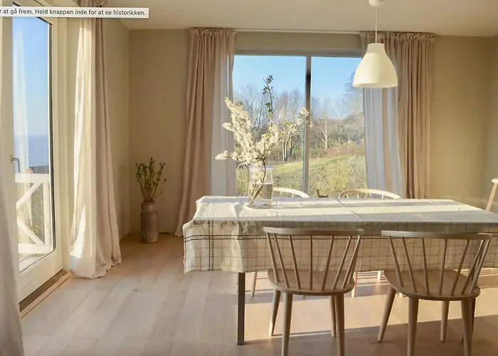 Boutique With Sea View In Vang *